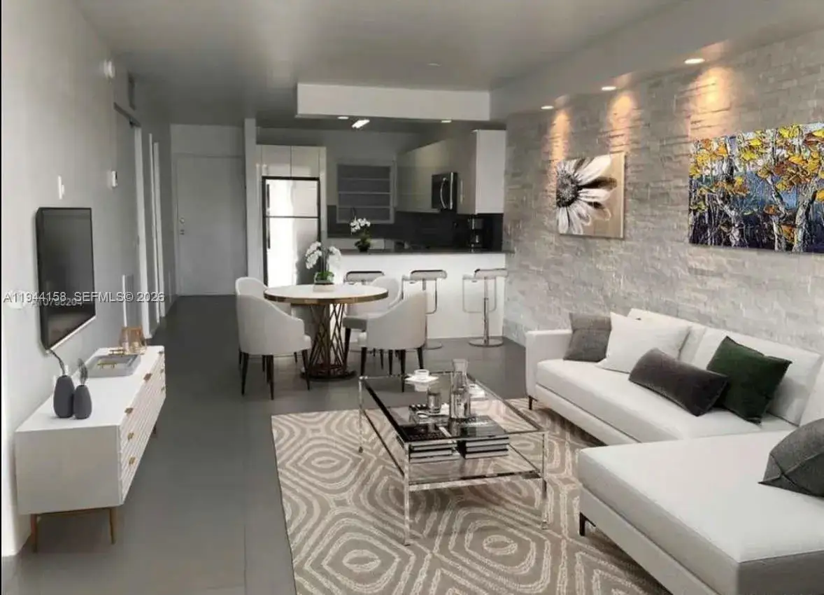 2 bedroom 1 bath Residential Lease for rent at 1331 Lincoln Rd # 1004, Miami Beach FL 33139