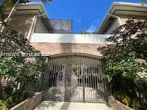 1 bath Residential for sale at 1601 Lenox Ave # 8, Miami Beach FL 33139
