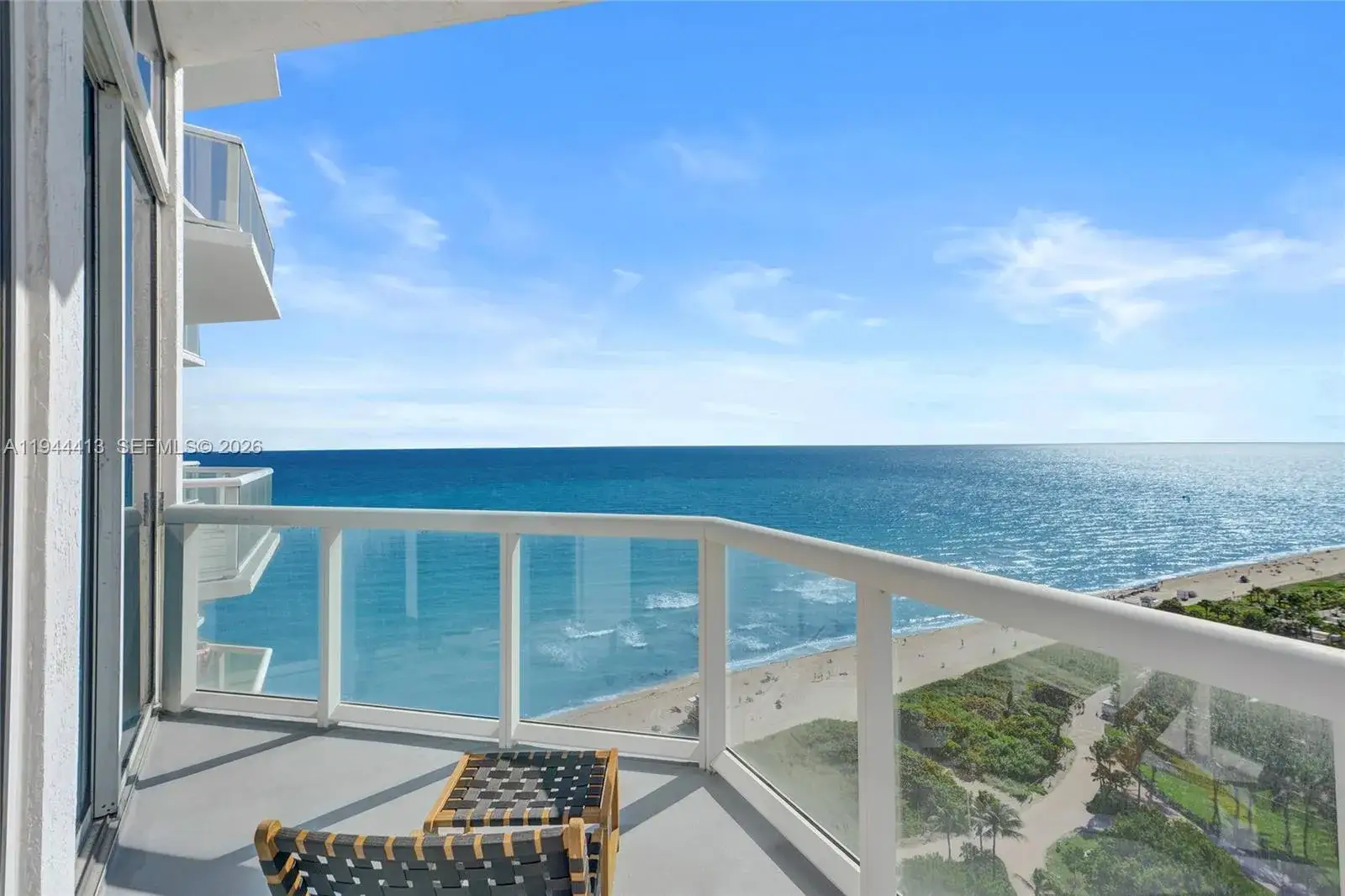 1 bedroom 1 bath Residential for sale at 6515 Collins Ave # 1806, Miami Beach FL 33141