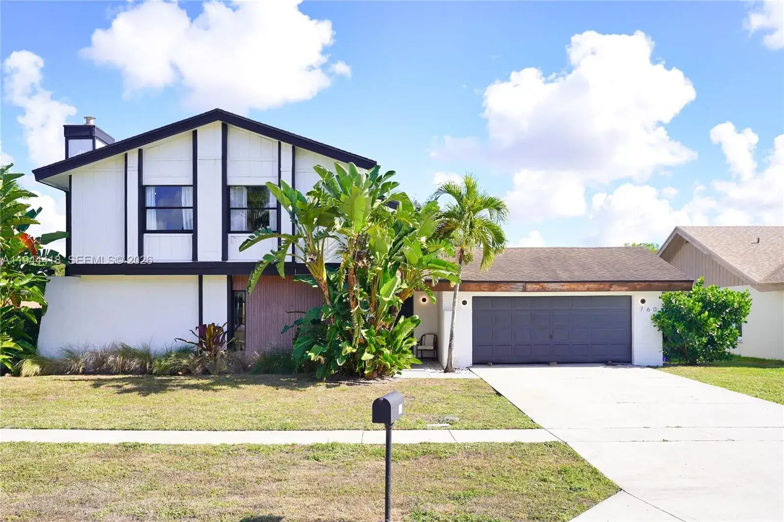 3 bedroom 2 bath Residential Lease for rent at 760 Windtree Way, Wellington FL 33414