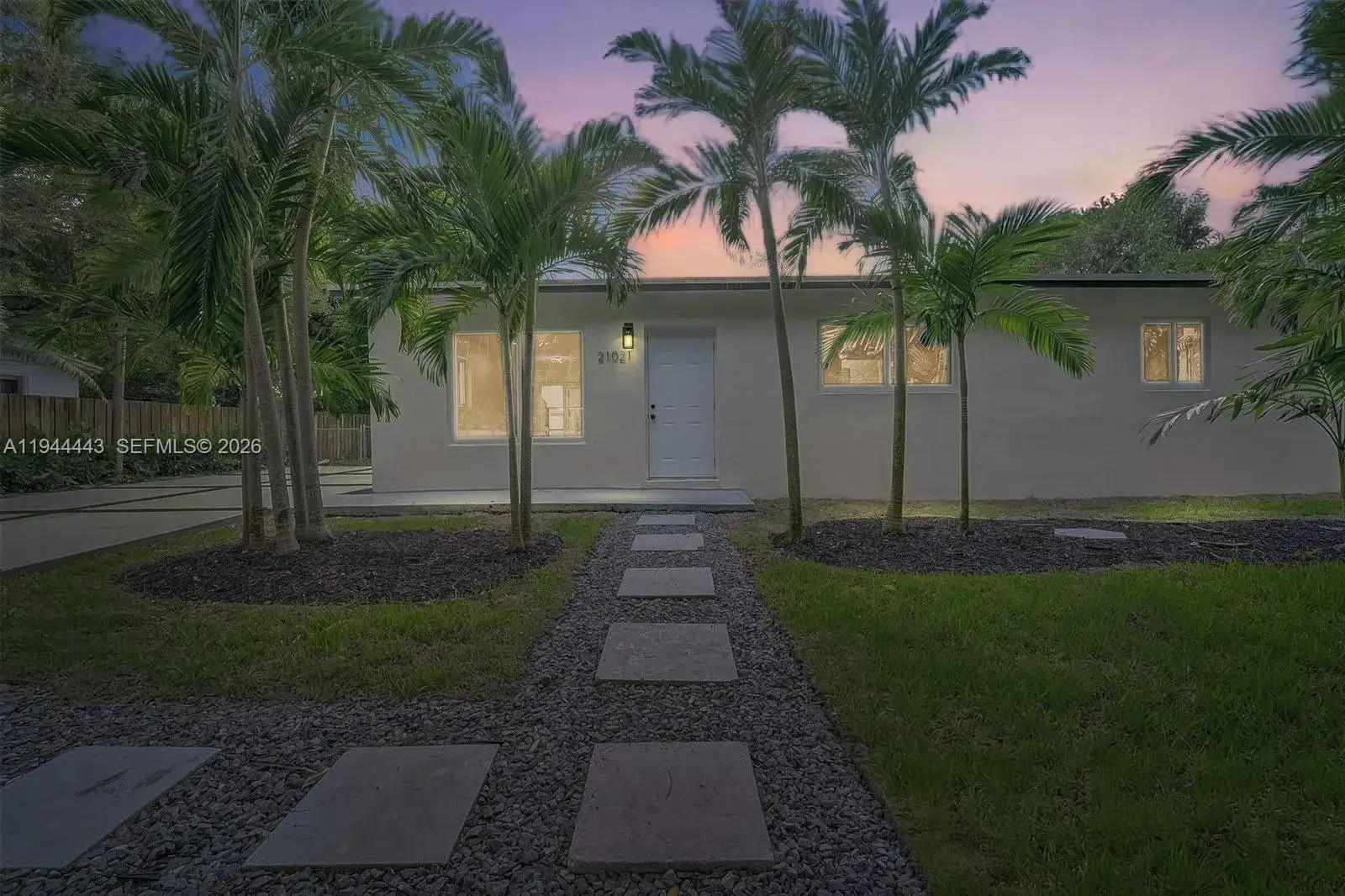 3 bedroom 2 bath Residential for sale at 21021 NE 13th Pl, Miami FL 33179