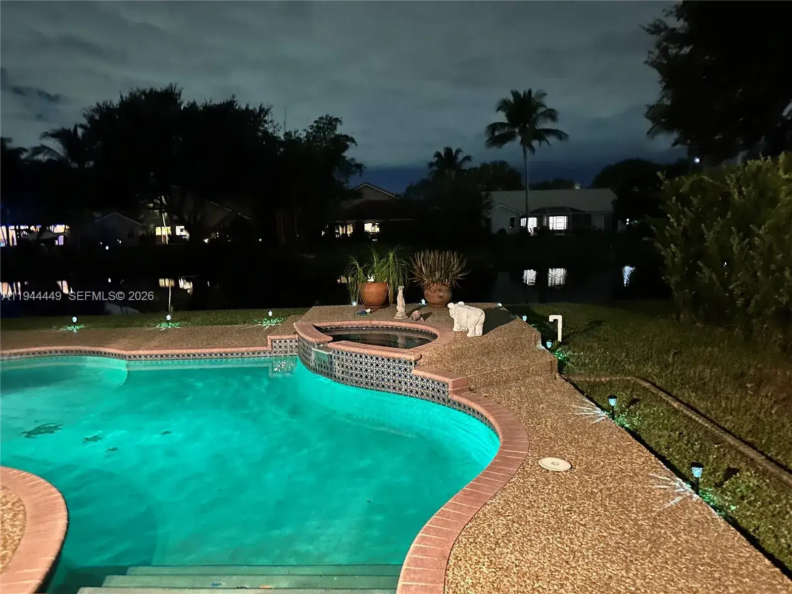 3 bedroom 2 bath Residential Lease for rent at 9481 Oak Grove Cir, Davie FL 33328