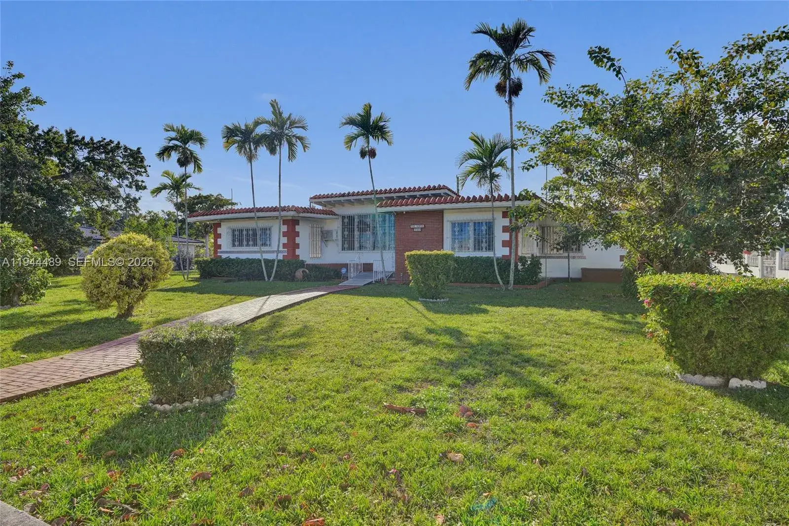 3 bedroom 2 bath Residential for sale at 500 SW 39th Ct, Miami FL 33134