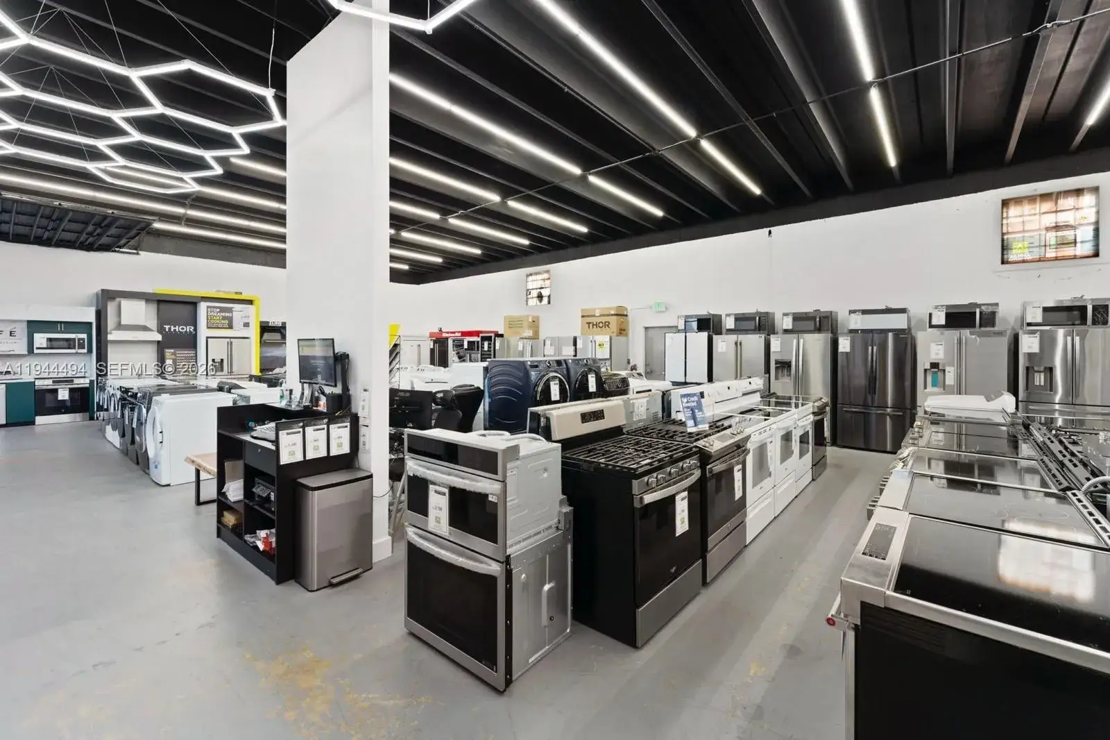 Business Opportunity for sale at Appliances Sales Store, Miami FL 33176