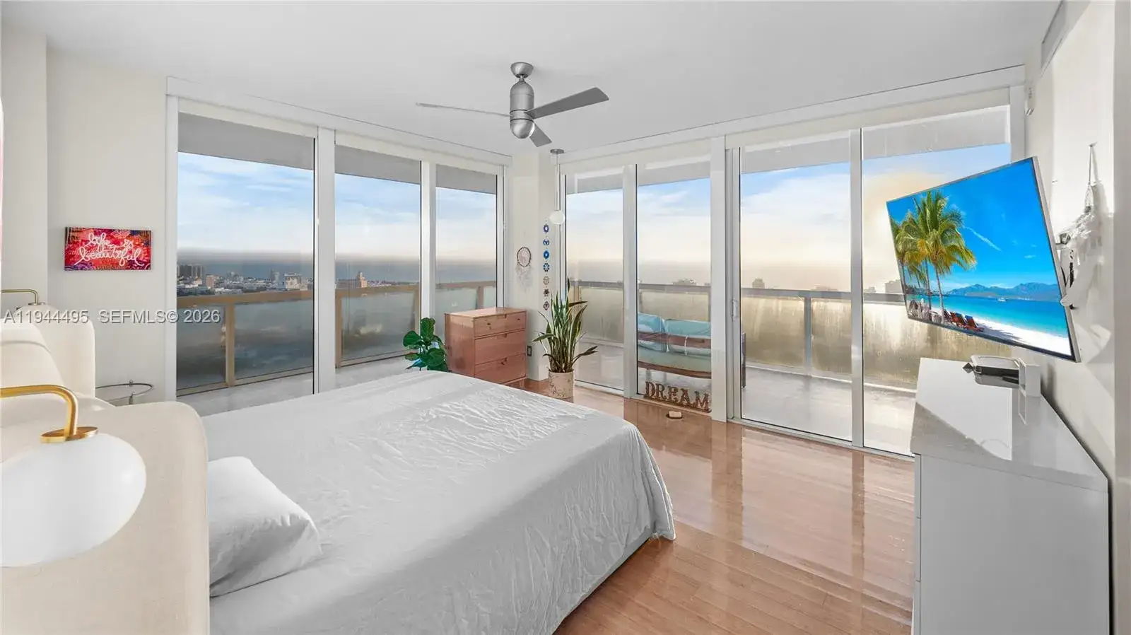 2 bedroom 2 bath Residential Lease for rent at 450 Alton Rd # 2810, Miami Beach FL 33139