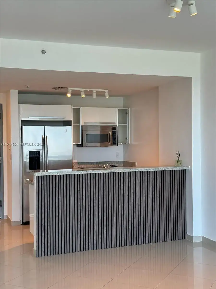 1 bedroom 1 bath Residential for sale at 601 NE 36th St # 1205, Miami FL 33137