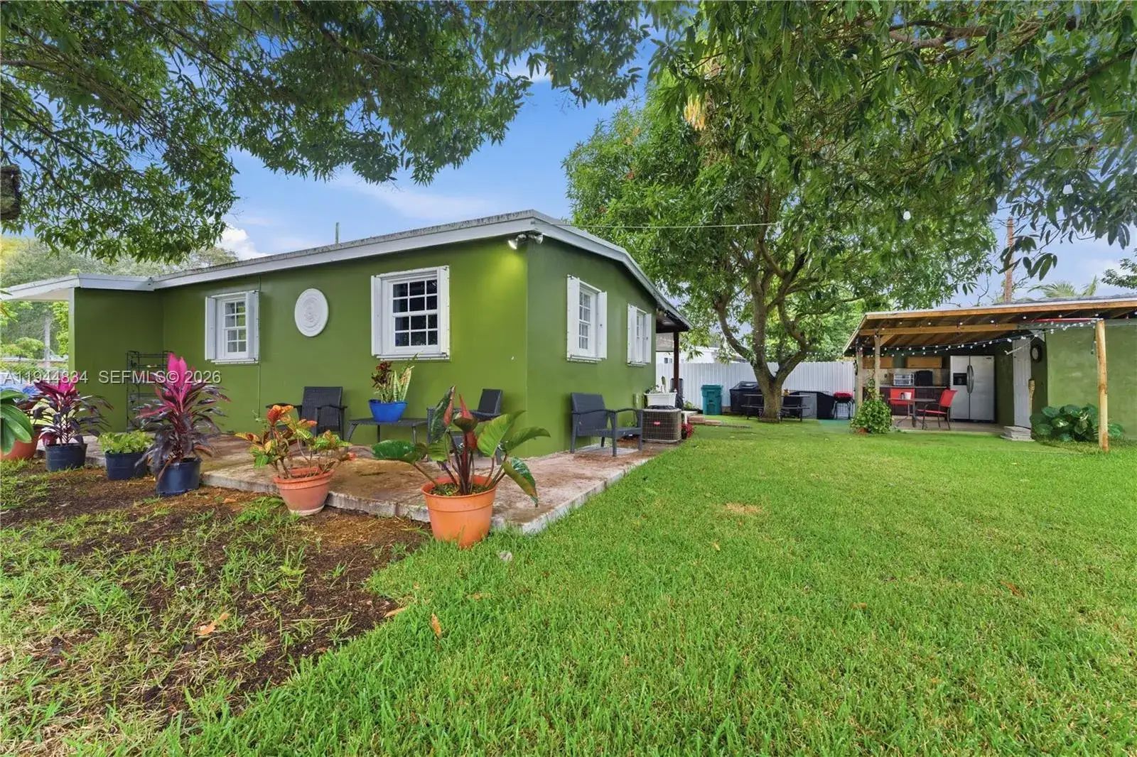 2 bedroom 1 bath Residential for sale at 1901 NW 153rd St, Miami Gardens FL 33054