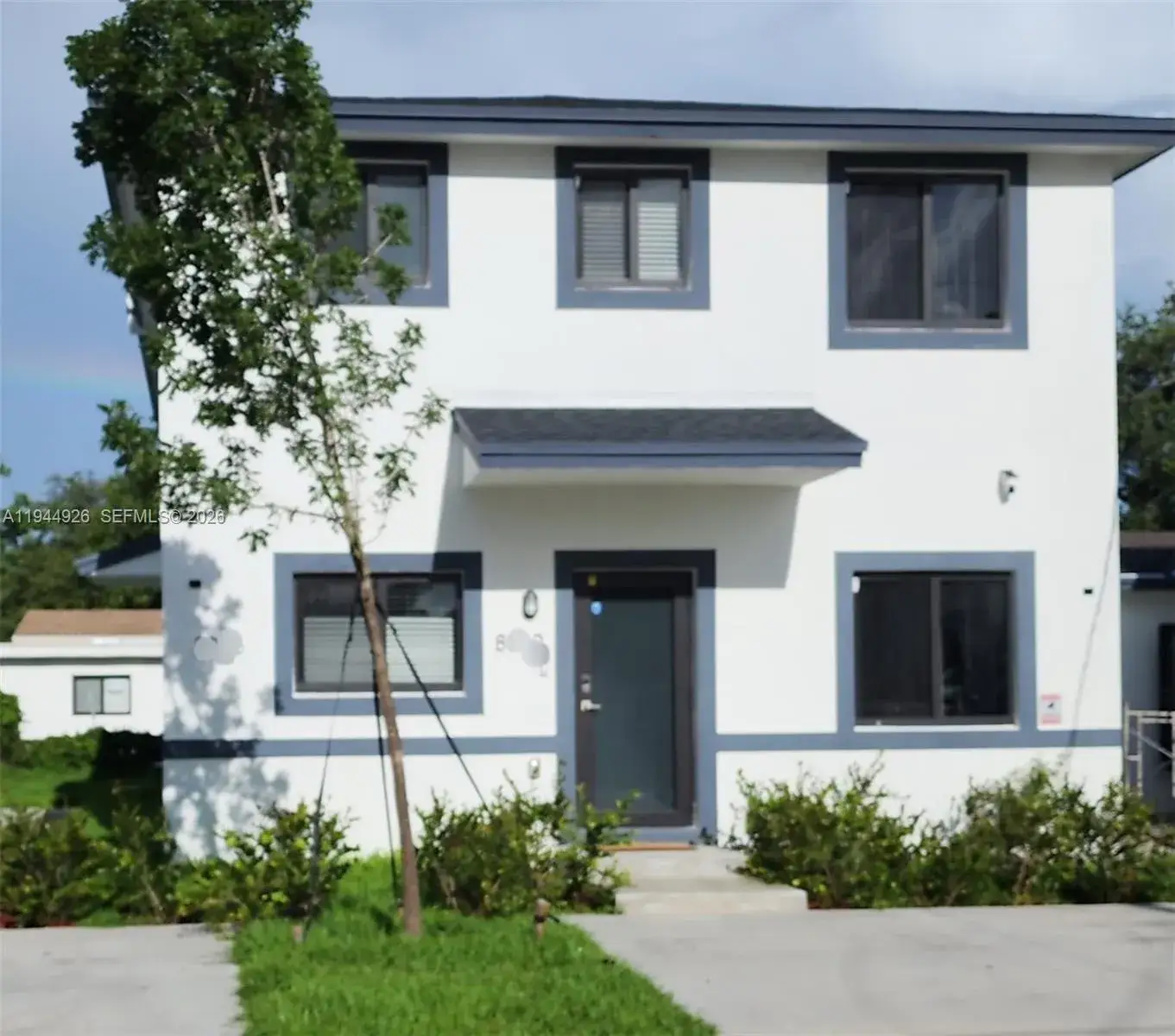 3 bedroom 3 bath Residential Lease for rent at 8012 NW 14th PL # A, Miami FL 33147