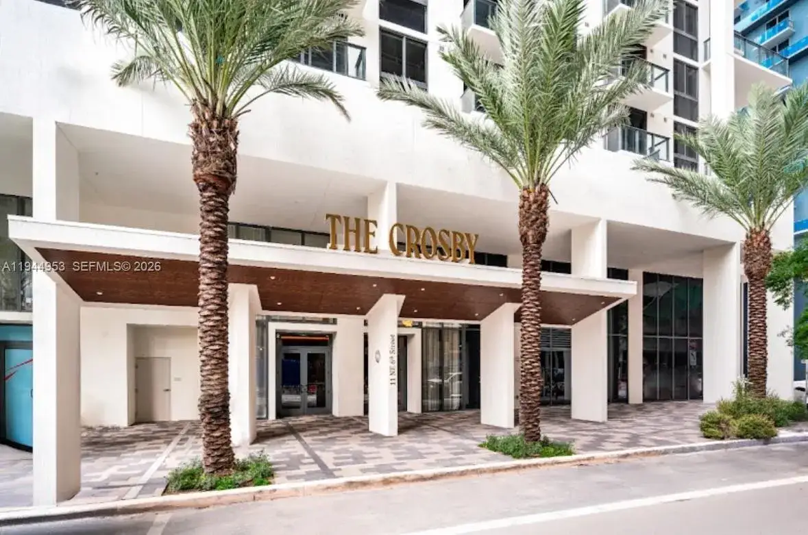 1 bedroom 1 bath Residential Lease for rent at 11 NE 6 St # 411, Miami FL 33132
