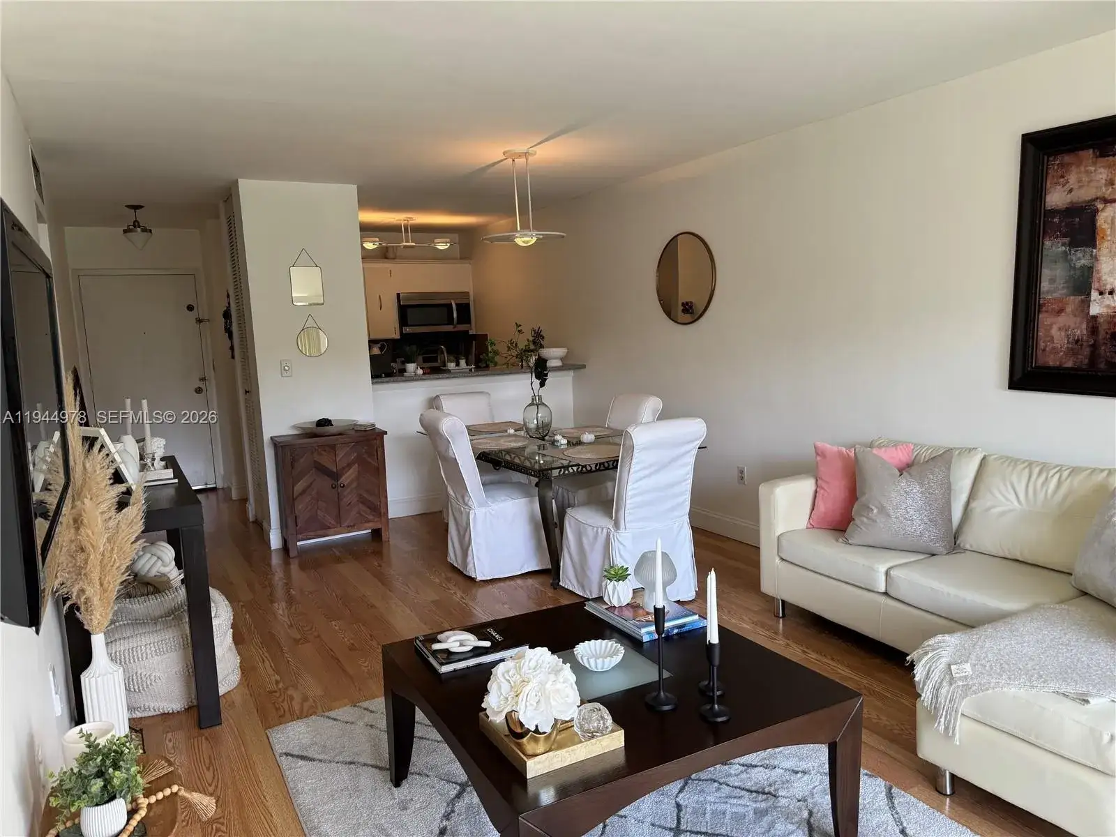 1 bedroom 1 bath Residential Lease for rent at 1225 NE 124th St # 33A, North Miami FL 33161