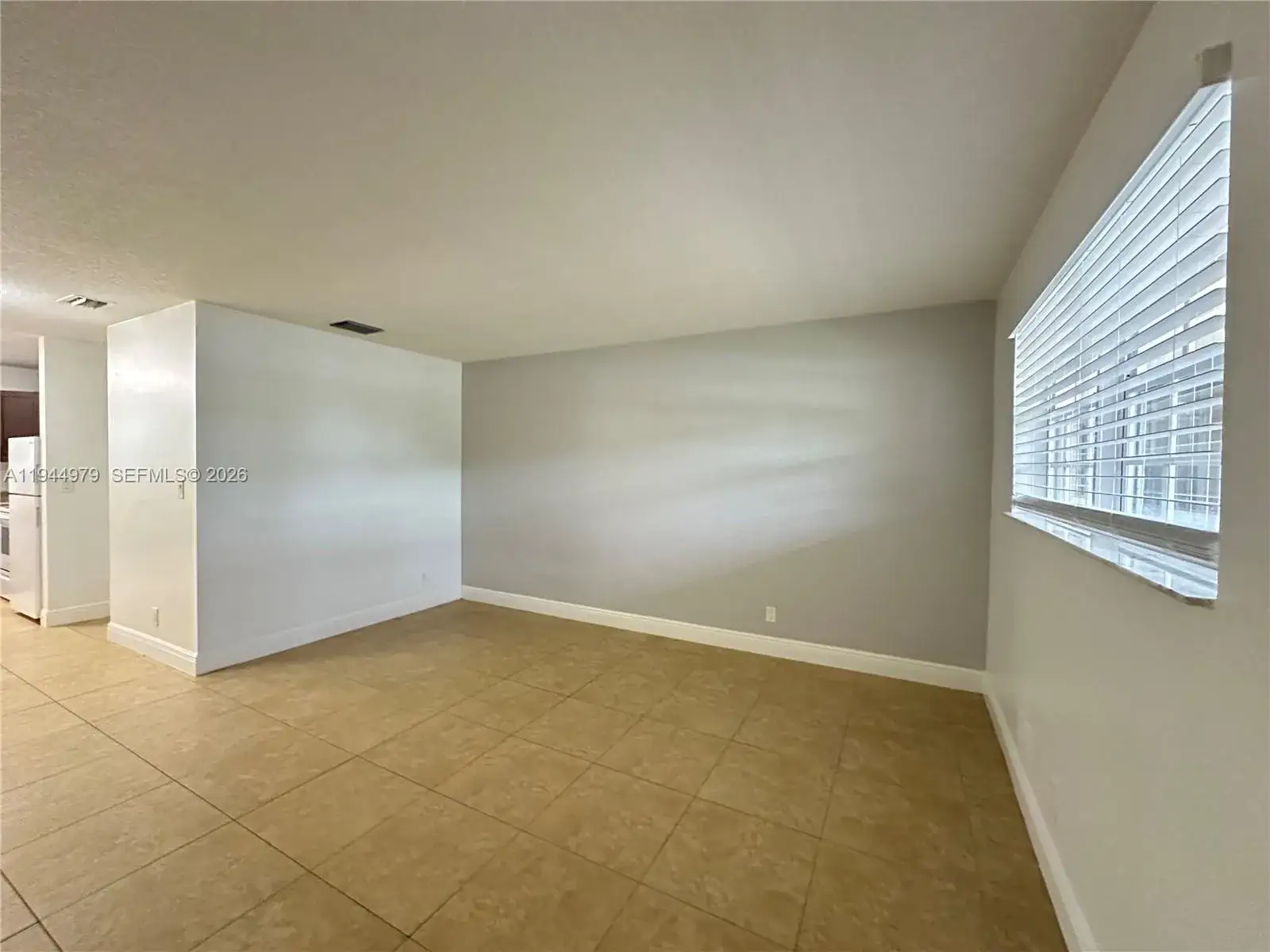 1 bath Residential Lease for rent at 2900 NE 17th Ave # 206, Pompano Beach FL 33064