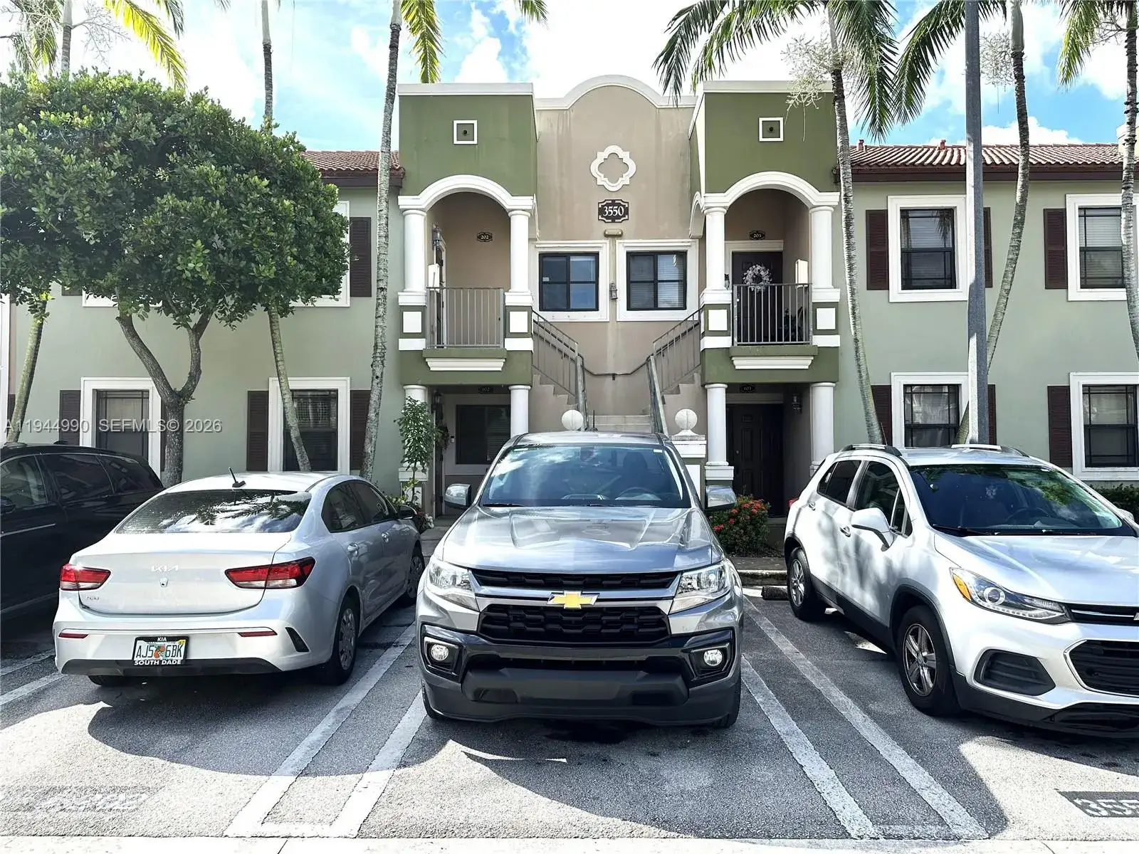 2 bedroom 2 bath Residential Lease for rent at 3550 NE 5th St # 202, Homestead FL 33033