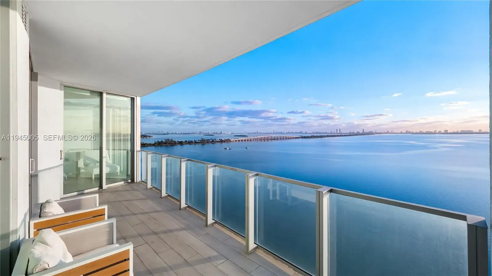 2 bedroom 3 bath Residential Lease for rent at 2900 NE 7th Ave # 1105, Miami FL 33137