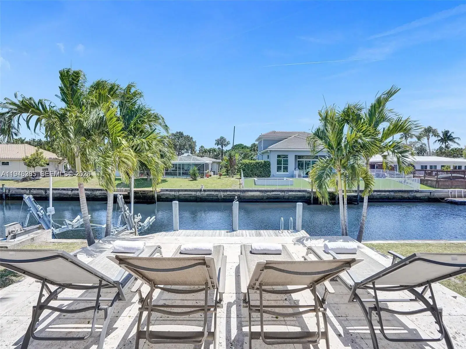 3 bedroom 2 bath Residential Lease for rent at 620 W Palmetto Park Rd, Boca Raton FL 33486