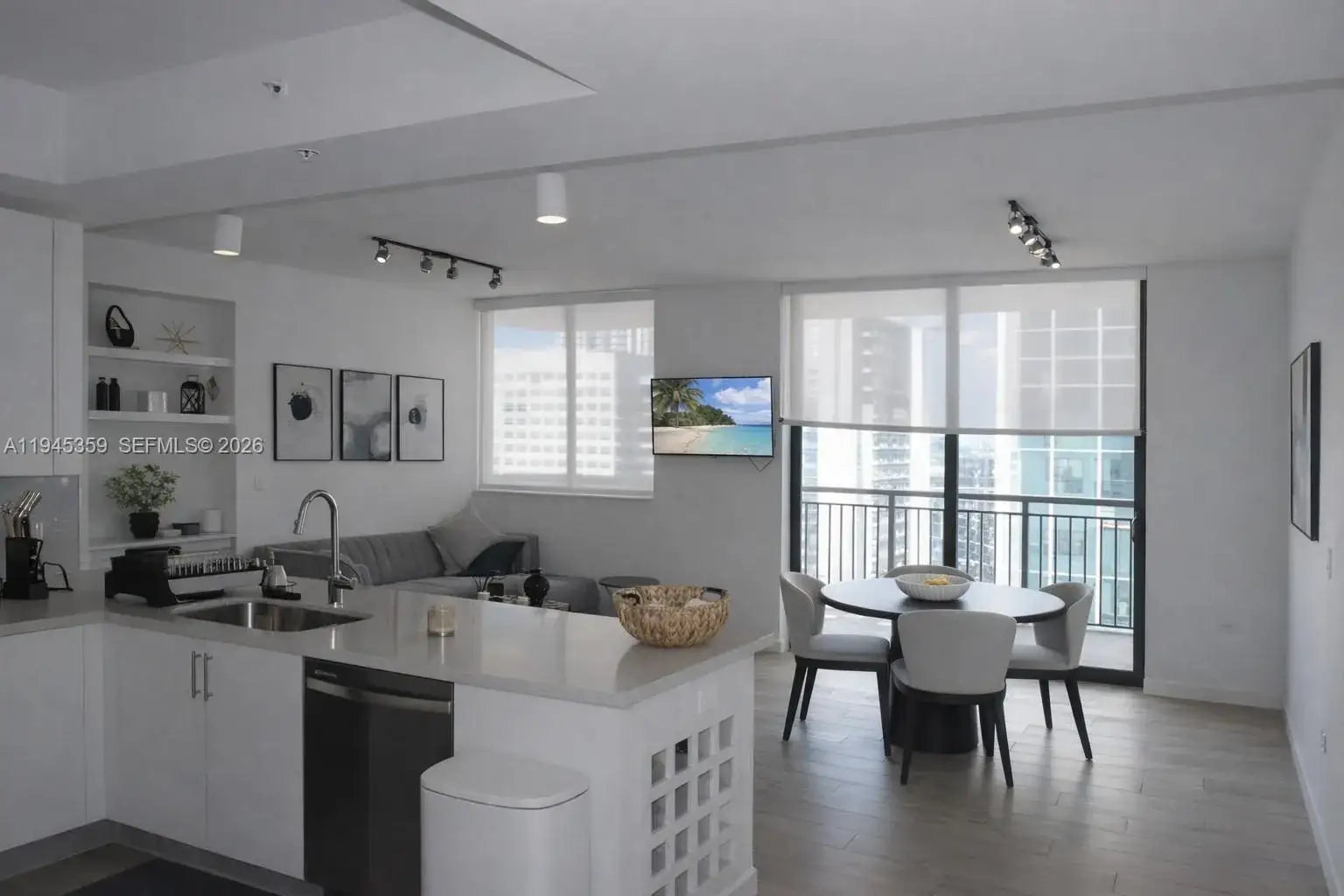 2 bedroom 2 bath Residential Lease for rent at 999 SW 1st Ave # 2214, Miami FL 33130