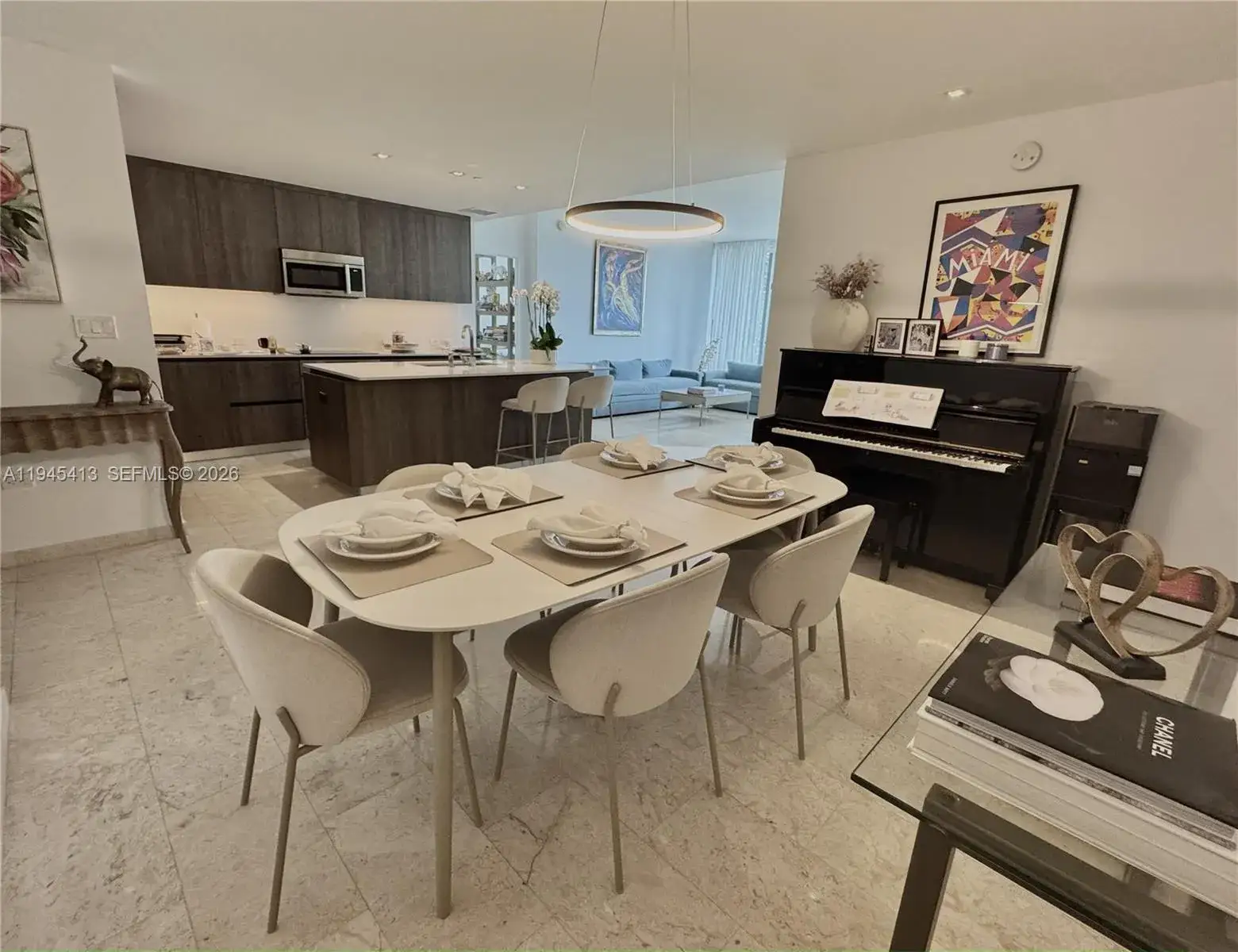 3 bedroom 3 bath Residential for sale at 68 SE 6th St # 903, Miami FL 33131