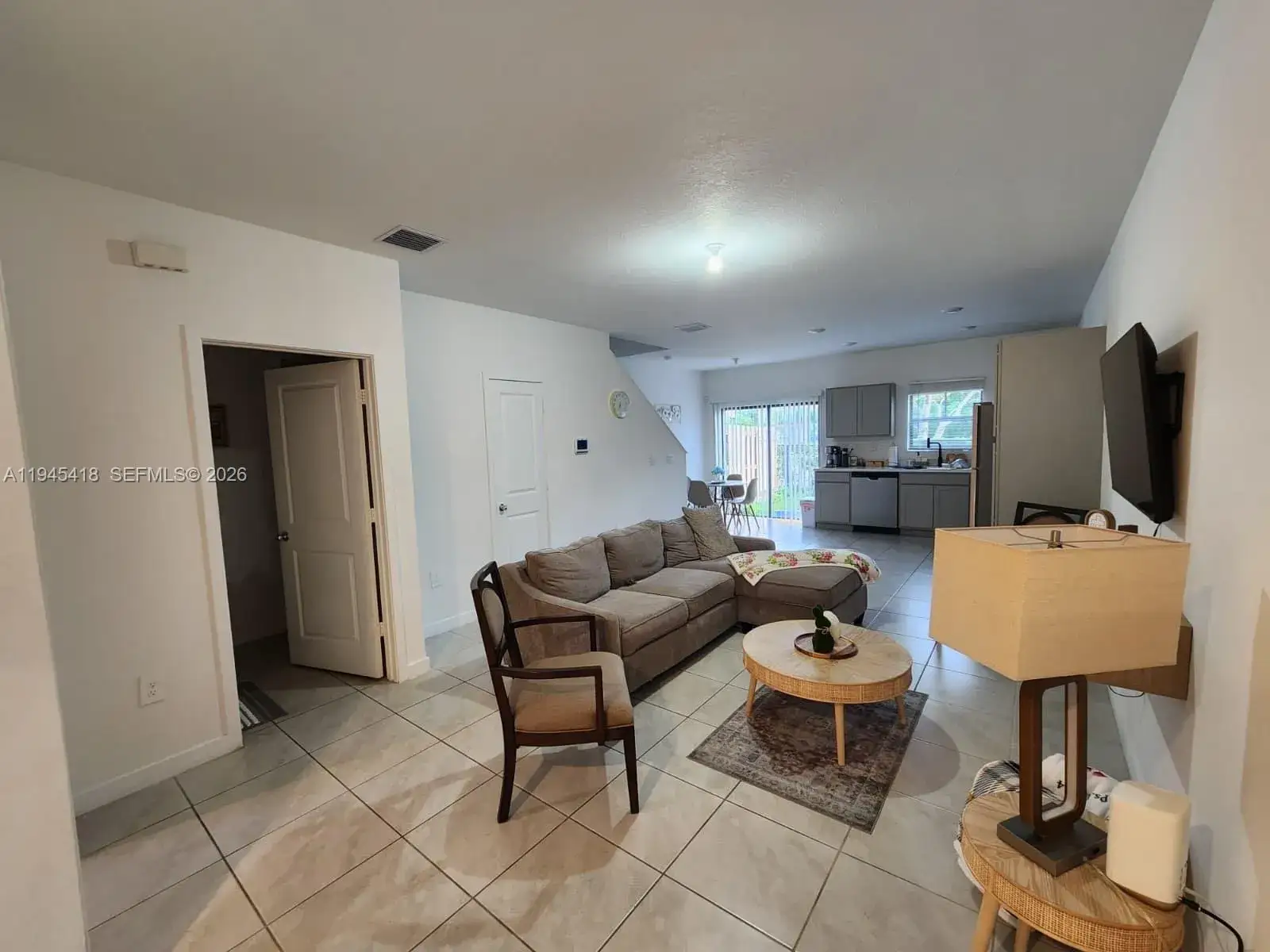 3 bedroom 3 bath Residential for sale at 326 NE 1st Dr, Florida City FL 33034