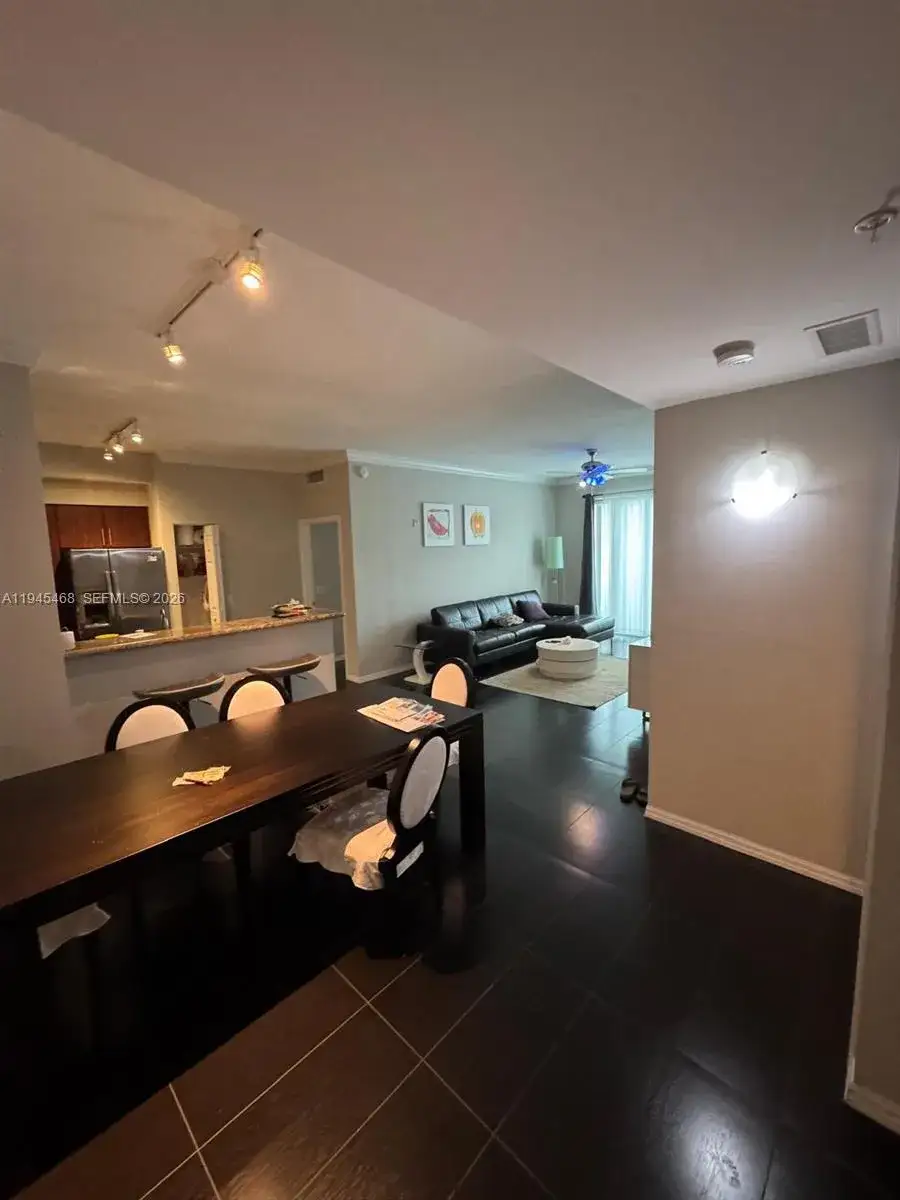 2 bedroom 2 bath Residential Lease for rent at 2421 NE 65th St # 611, Fort Lauderdale FL 33308