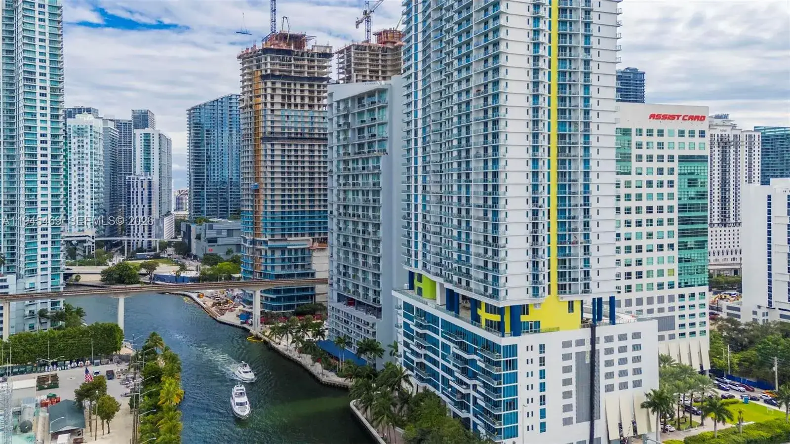 1 bedroom 1 bath Residential for sale at 185 SW 7th St # 3508, Miami FL 33130