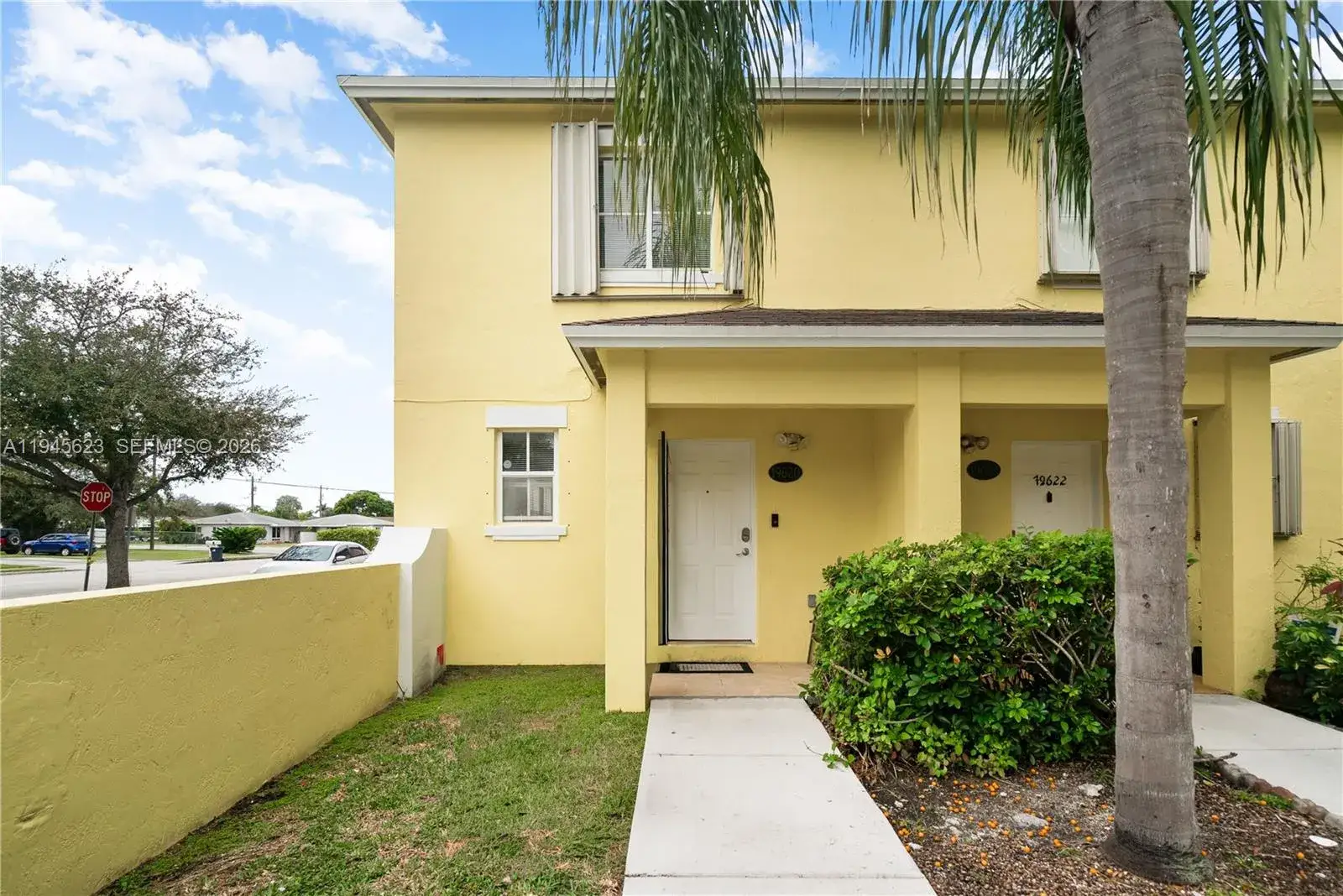 2 bedroom 2 bath Residential for sale at 19620 SW 103rd Ct # 1, Cutler Bay FL 33157