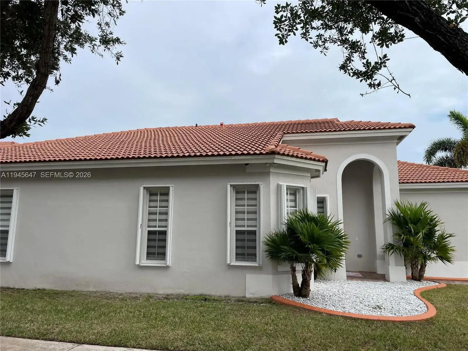 4 bedroom 2 bath Residential for sale at 3725 NE 11th St, Homestead FL 33033
