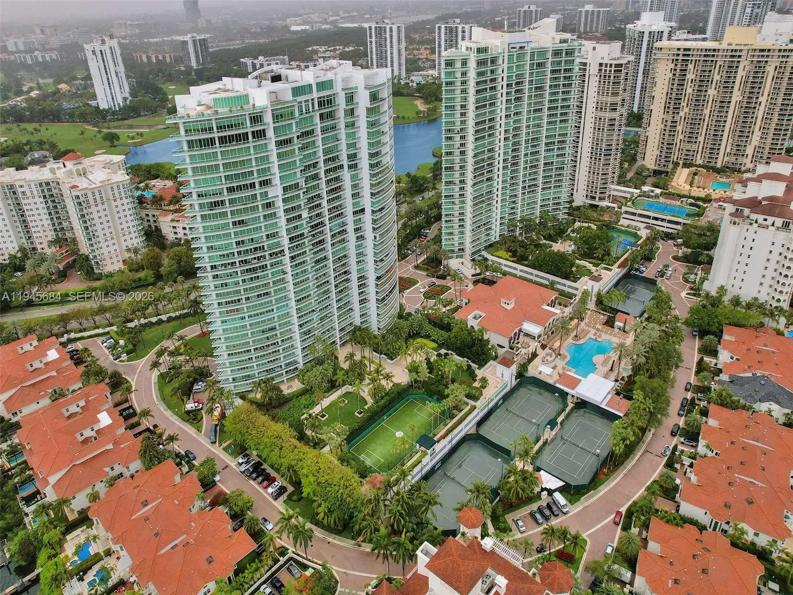 2 bedroom 3 bath Residential for sale at 19955 NE 38th Ct # 901, Aventura FL 33180