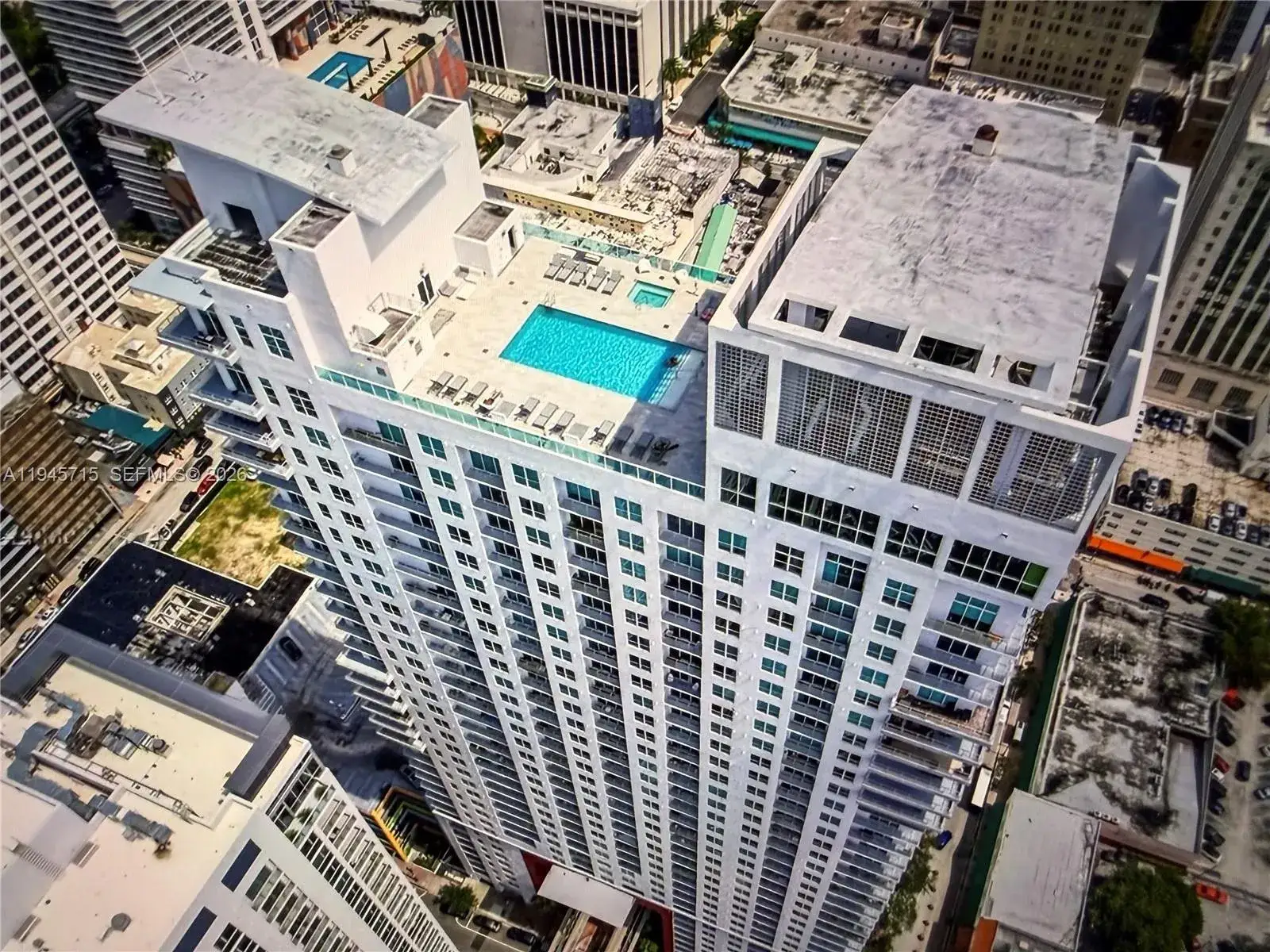 1 bedroom 1 bath Residential for sale at 133 NE 2nd Ave # 2611, Miami FL 33132