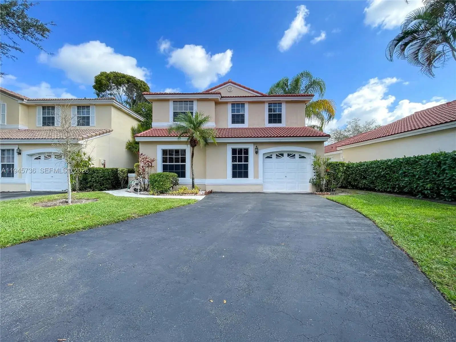 4 bedroom 2 bath Residential Lease for rent at 931 Opal Ter, Weston FL 33326