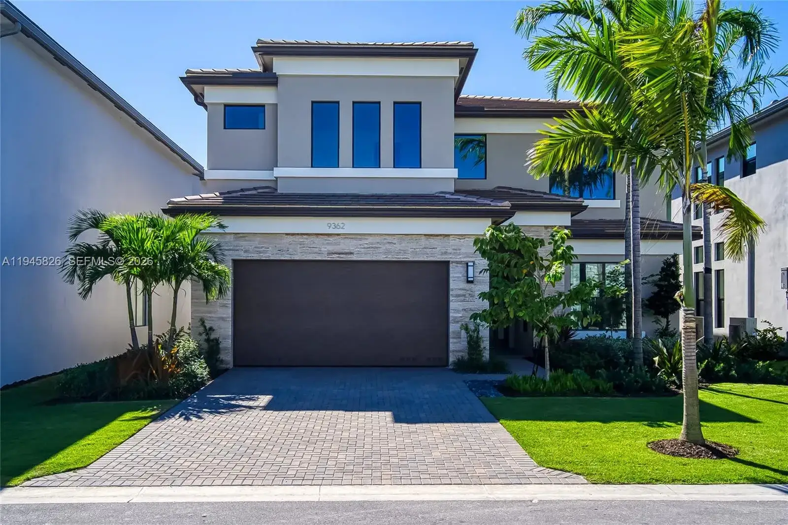 5 bedroom 5 bath Residential for sale at 9362 Tulip Leaf Ct, Boca Raton FL 33434