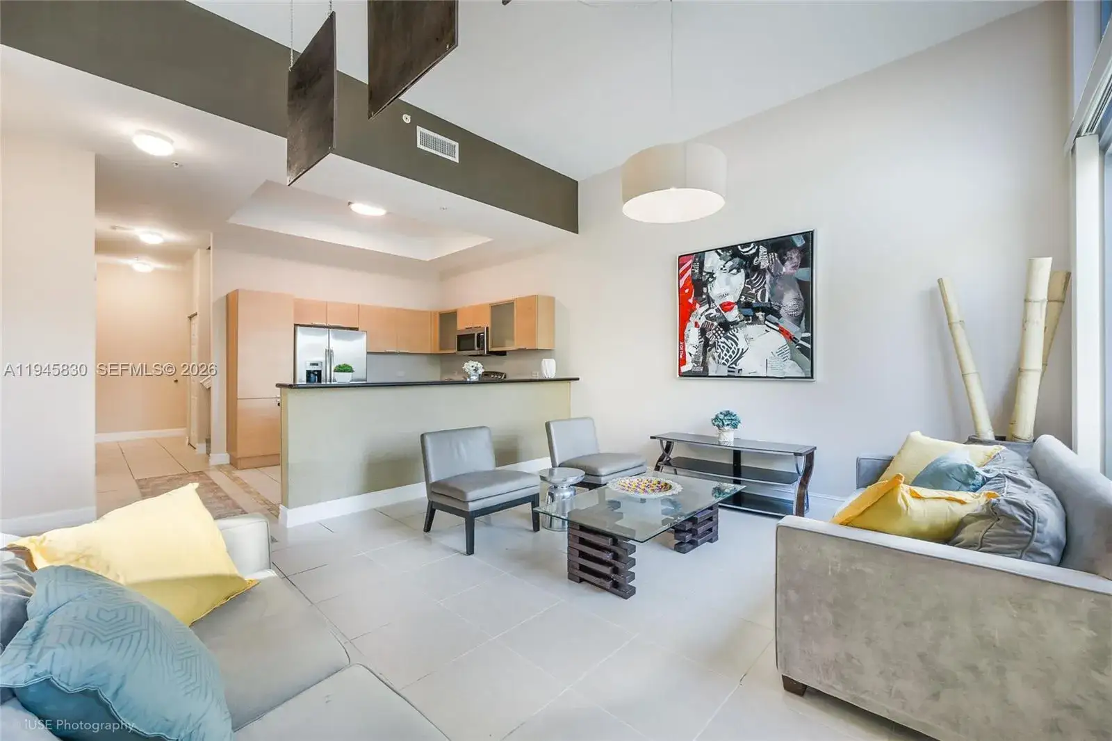 3 bedroom 3 bath Residential for sale at 140 S Dixie Hwy, Hollywood FL 33020