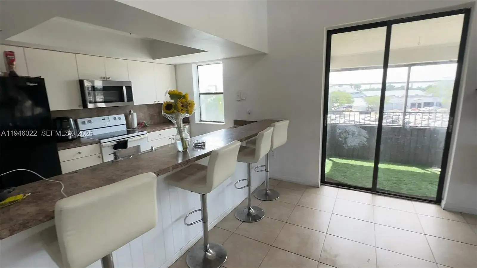 2 bedroom 2 bath Residential for sale at 16220 NW 2nd Ave # 513, Miami FL 33169