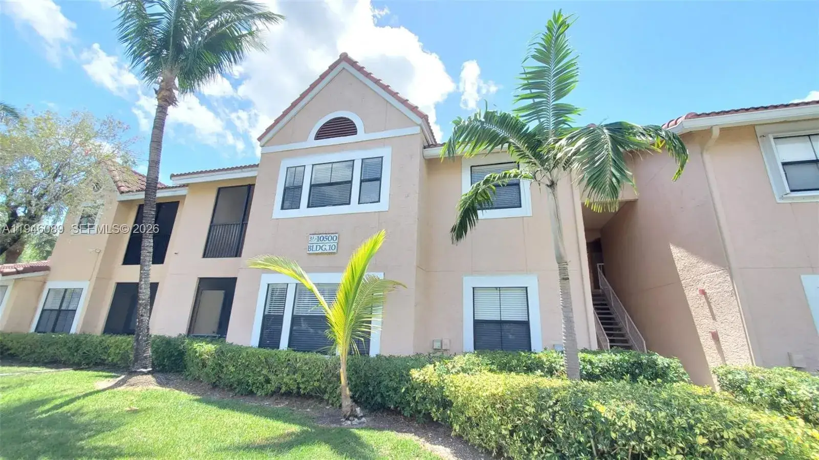 2 bedroom 2 bath Residential for sale at 10500 SW 155th Ct # 1022, Miami FL 33196