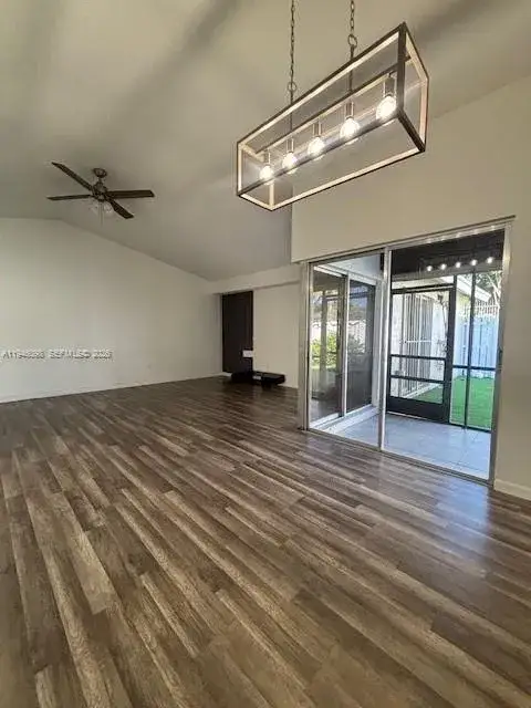 3 bedroom 2 bath Residential for sale at 817 NE 214th Ln # 4, Miami FL 33179