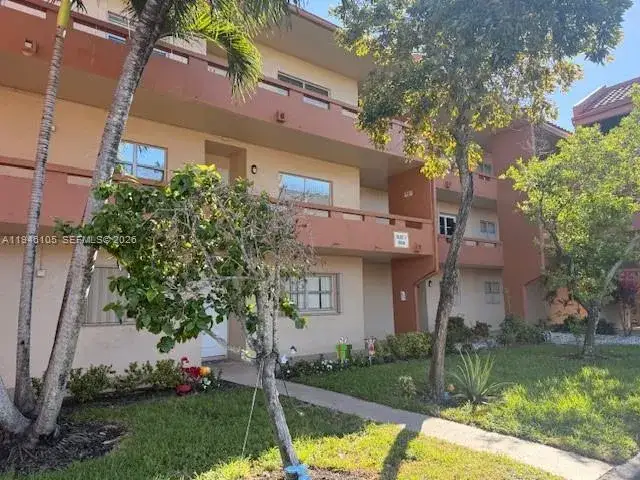 2 bedroom 2 bath Residential for sale at 8818 W Mcnab Rd # 206, Tamarac FL 33321