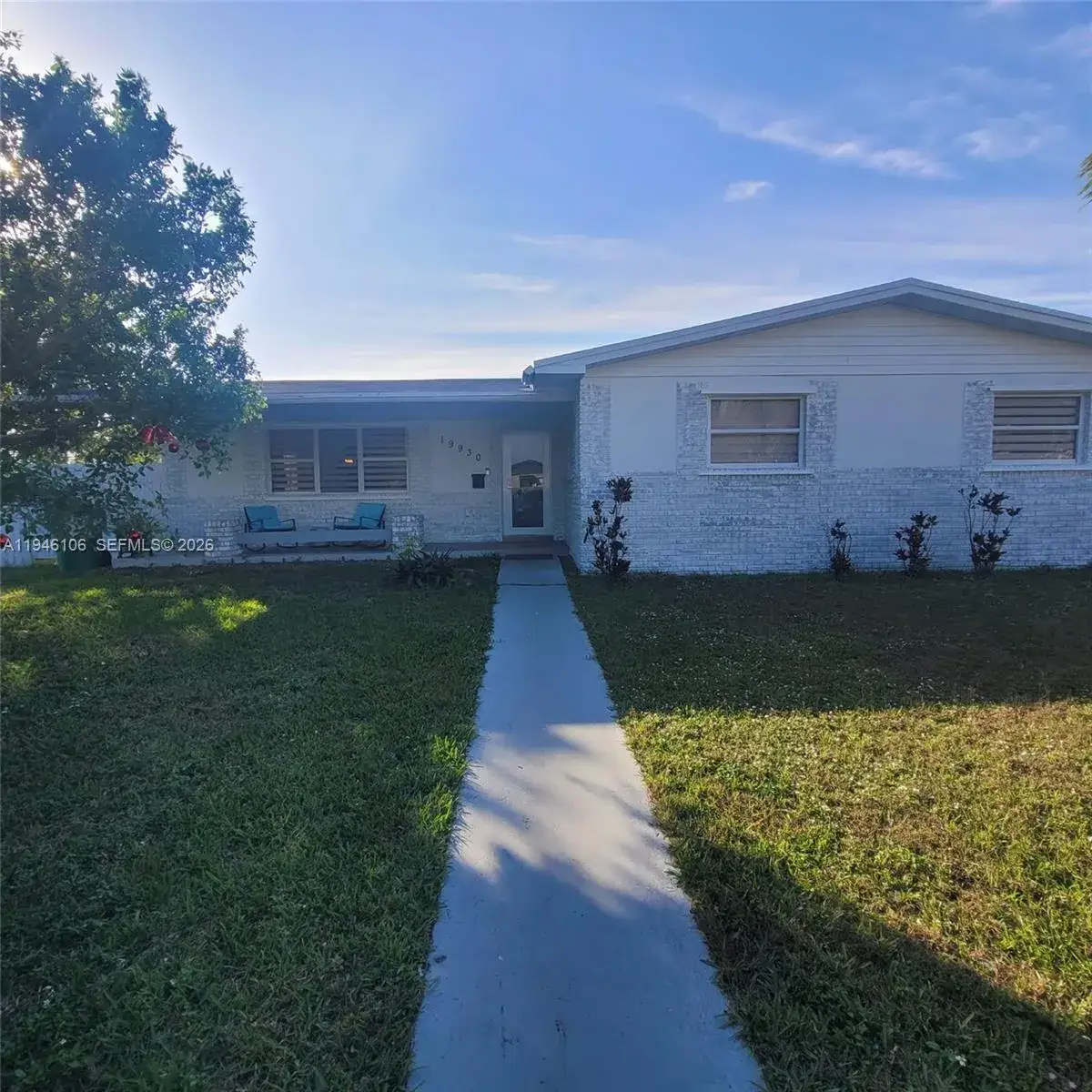 4 bedroom 3 bath Residential Lease for rent at 19930 SW 118th Pl, Miami FL 33177