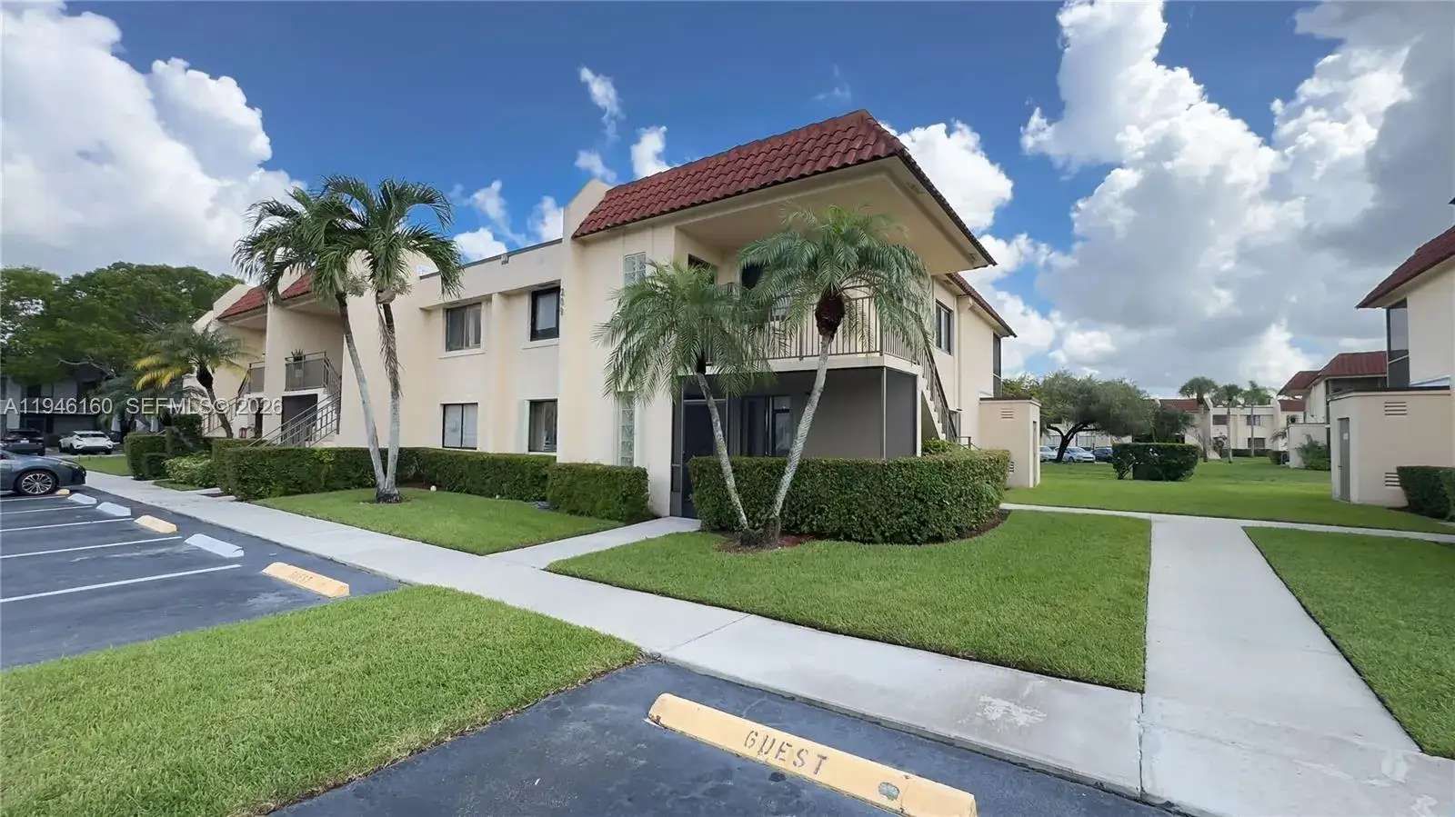 2 bedroom 2 bath Residential for sale at 16461 Blatt Blvd # 104, Weston FL 33326