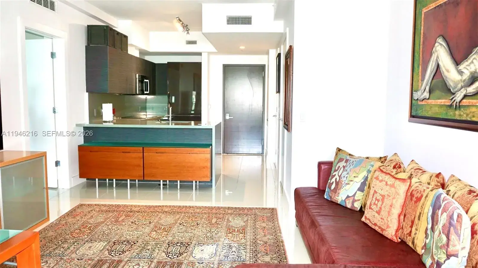 1 bedroom 1 bath Residential Lease for rent at 1080 Brickell Ave # 3004, Miami FL 33131