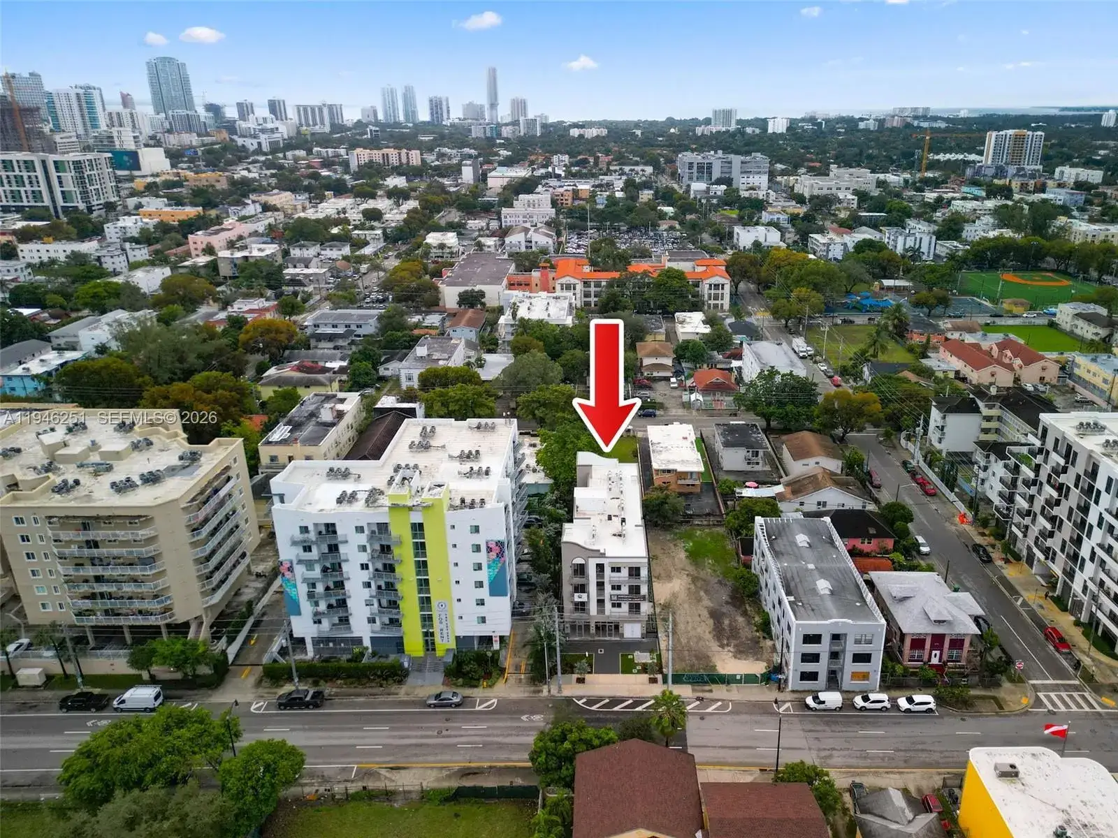 1 bath Residential Lease for rent at 650 SW 1st St # 102, Miami FL 33130