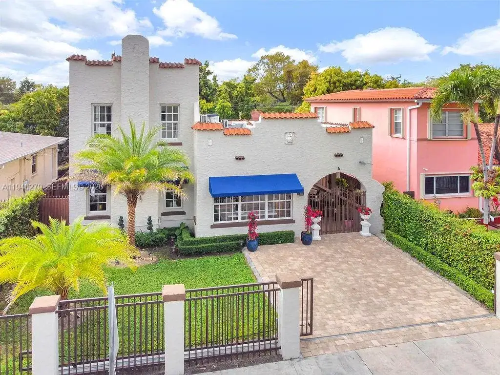 4 bedroom 3 bath Residential for sale at 4722 SW 5th St, Coral Gables FL 33134