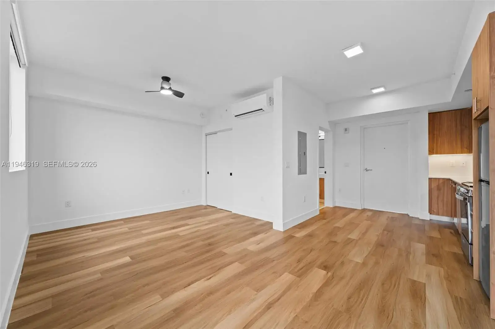1 bath Residential Lease for rent at 650 SW 1st St # 302, Miami FL 33130