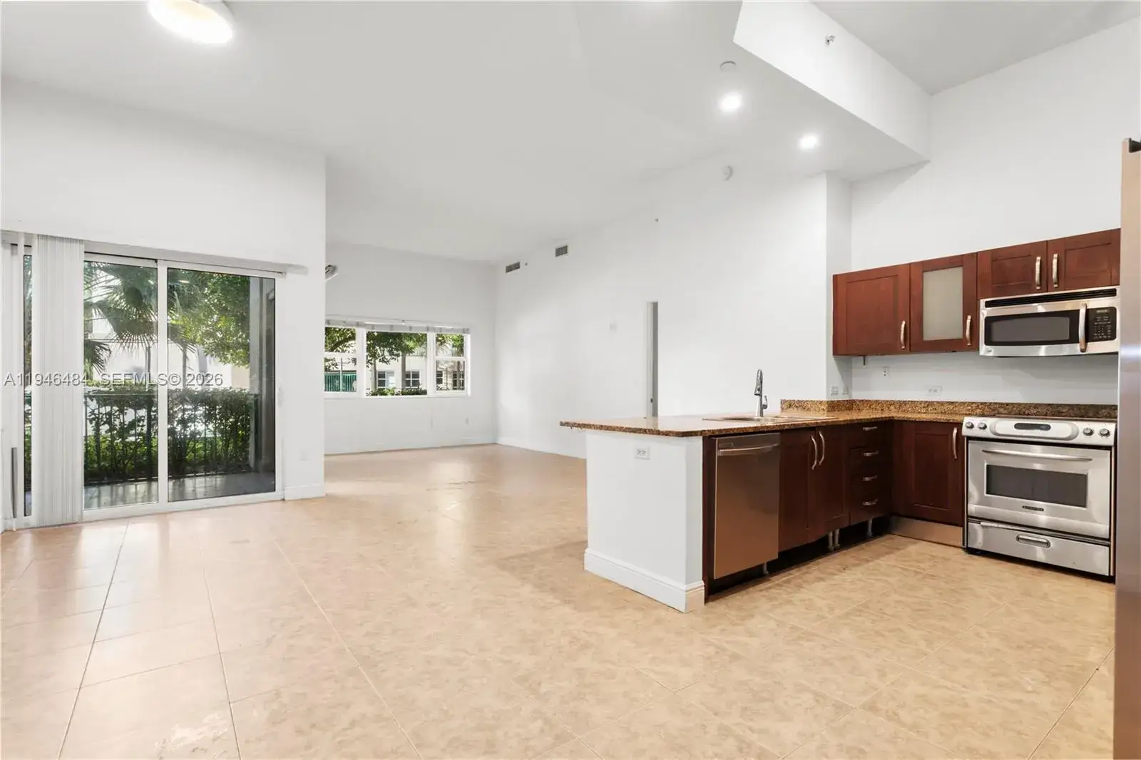 3 bedroom 3 bath Residential for sale at 19900 E Country Club Dr # 104, Aventura FL 33180