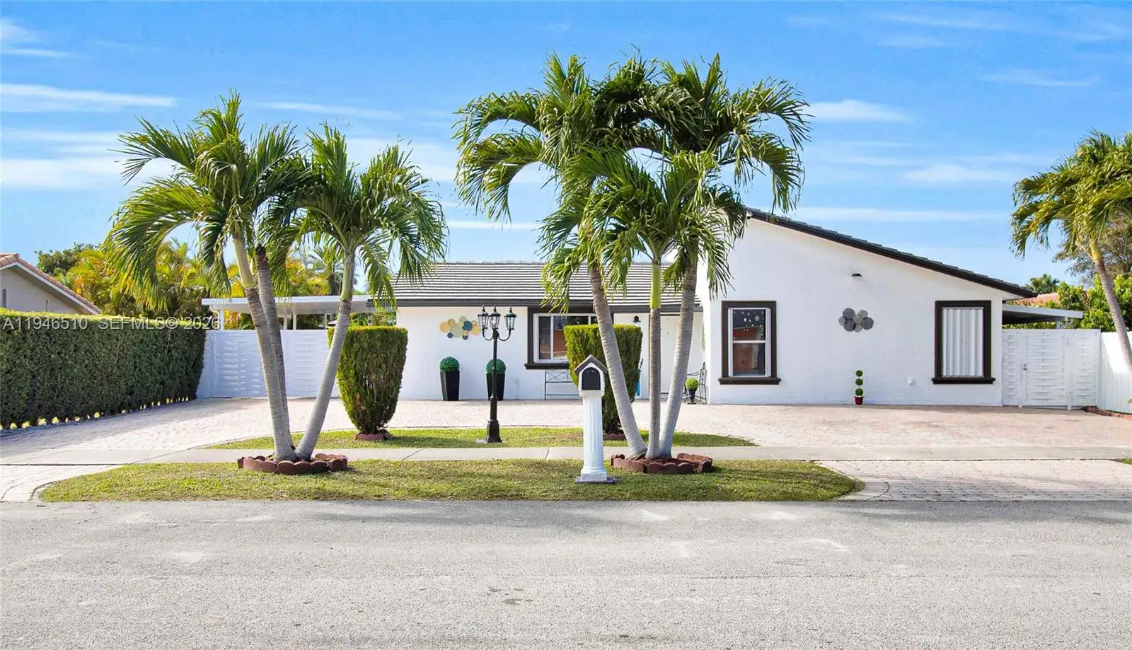 3 bedroom 2 bath Residential for sale at 42 NW 132nd Pl, Miami FL 33182