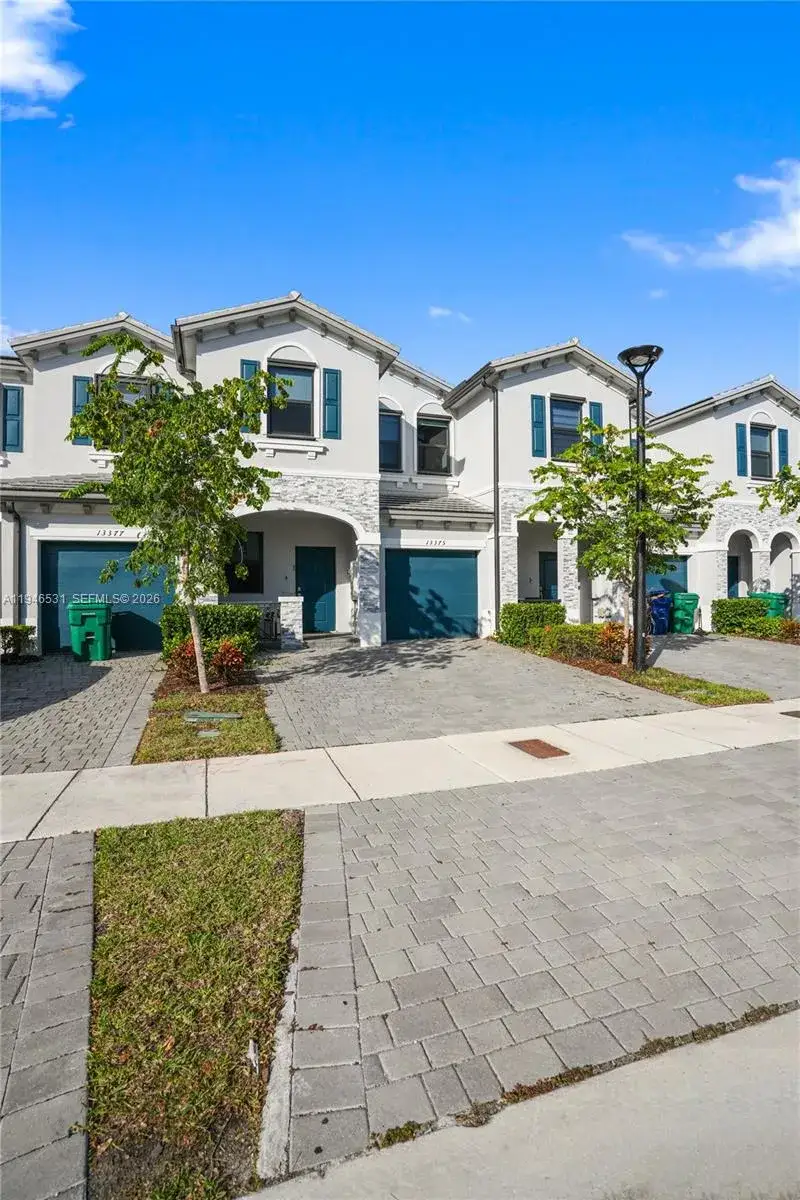 Residential Income for sale at 11919 SW 247 Ter, Homestead FL 33032