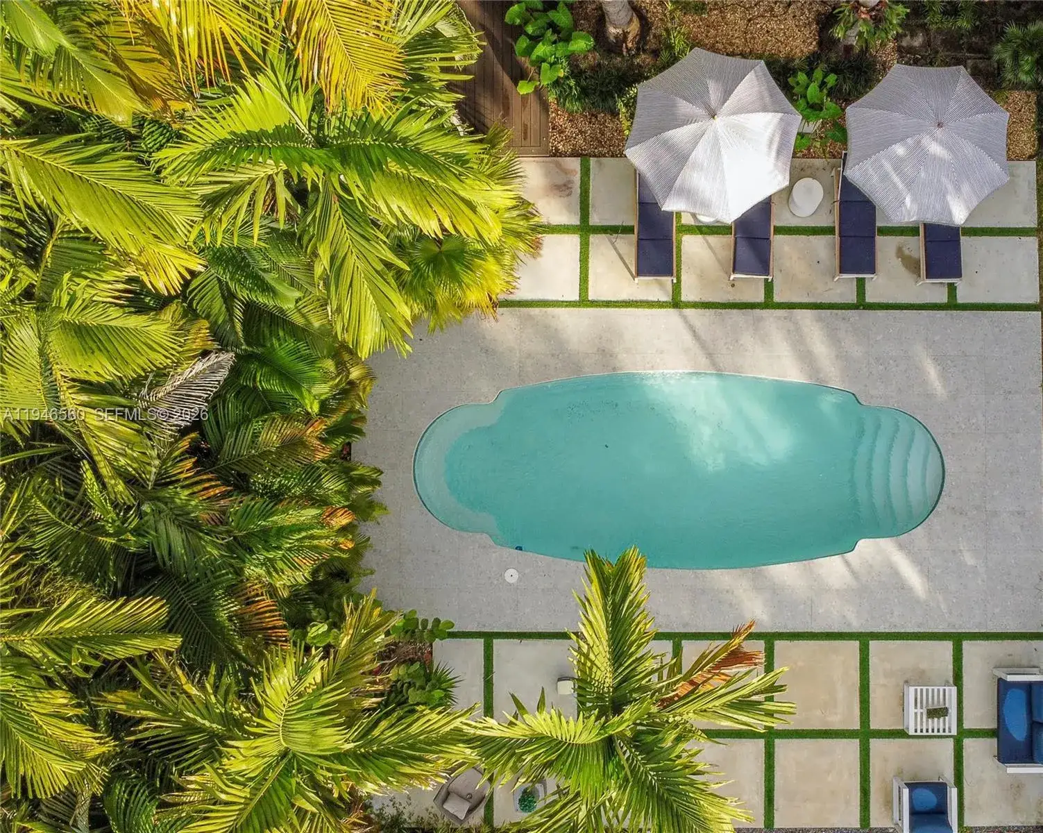 3 bedroom 2 bath Residential for sale at 11905 NE 6th Ave, Biscayne Park FL 33161