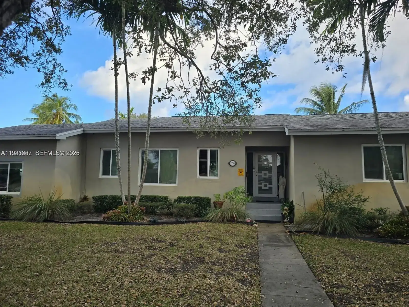 3 bedroom 2 bath Residential for sale at 2733 Washington St, Hollywood FL 33020