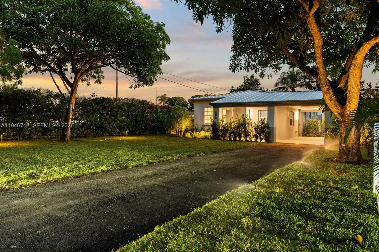 3 bedroom 2 bath Residential for sale at 1880 NE 180th St, North Miami Beach FL 33162