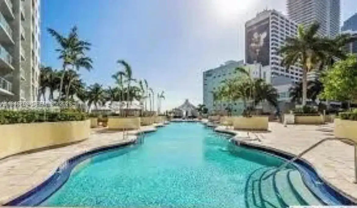 2 bedroom 2 bath Residential Lease for rent at 253 NE 2nd St # 3903, Miami FL 33132