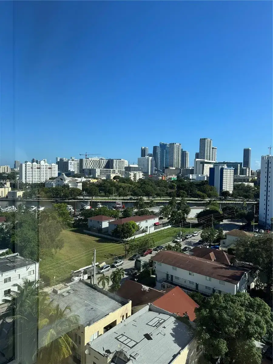 2 bedroom 2 bath Residential for sale at 36 NW 6th Ave # 1106, Miami FL 33128