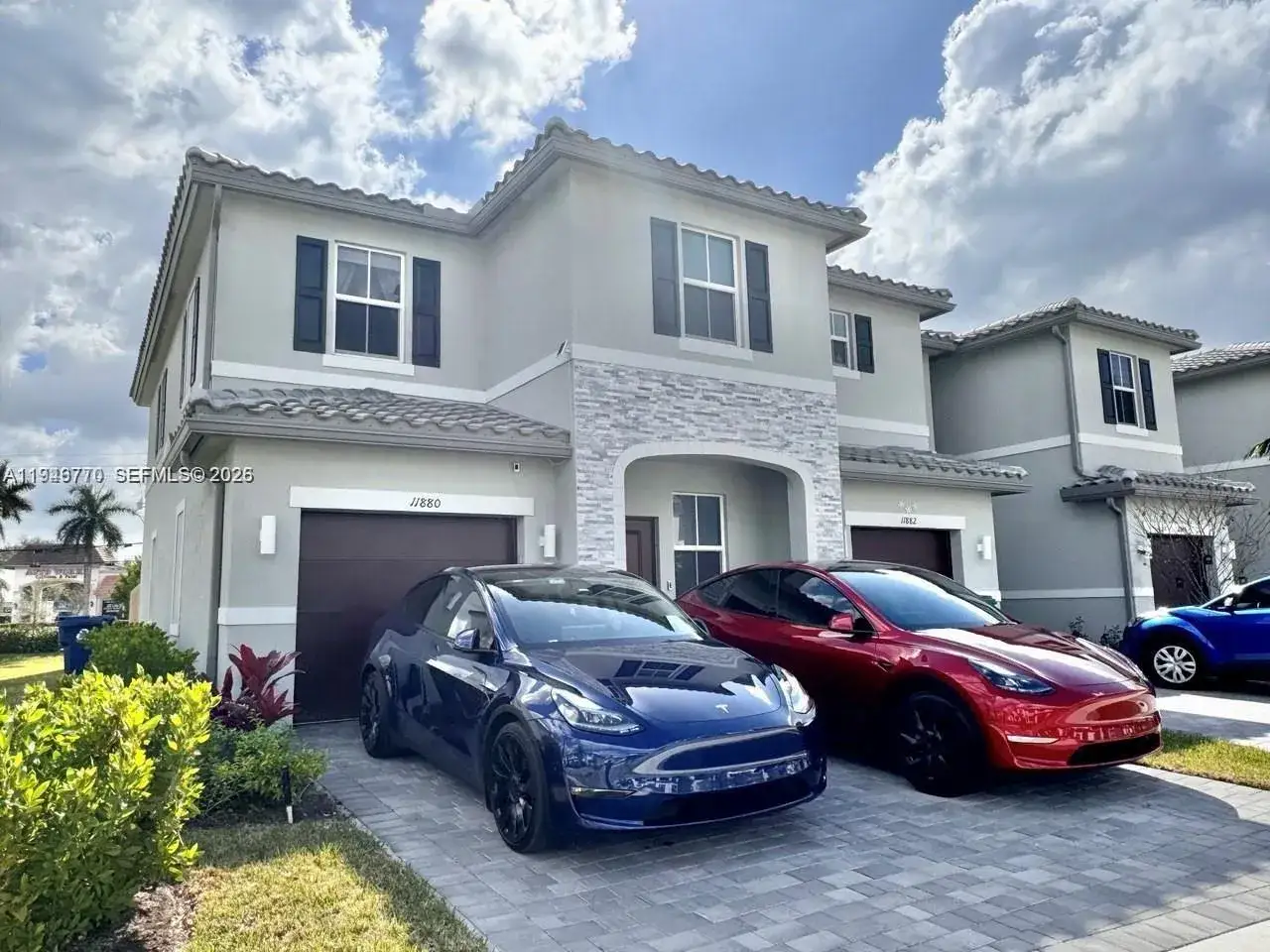 4 bedroom 3 bath Residential Lease for rent at 11880 NW 46th St, Coral Springs FL 33076