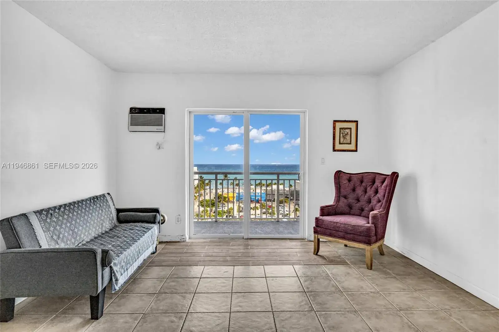 2 bedroom 1 bath Residential Lease for rent at 200 S Birch Rd # 1015, Fort Lauderdale FL 33316